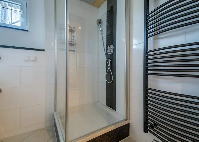 Ferienhaus Am Sauna - Whirlpool - Kamin - Zaun - 20 Personen Feldberg (Baden-Wurttemberg)